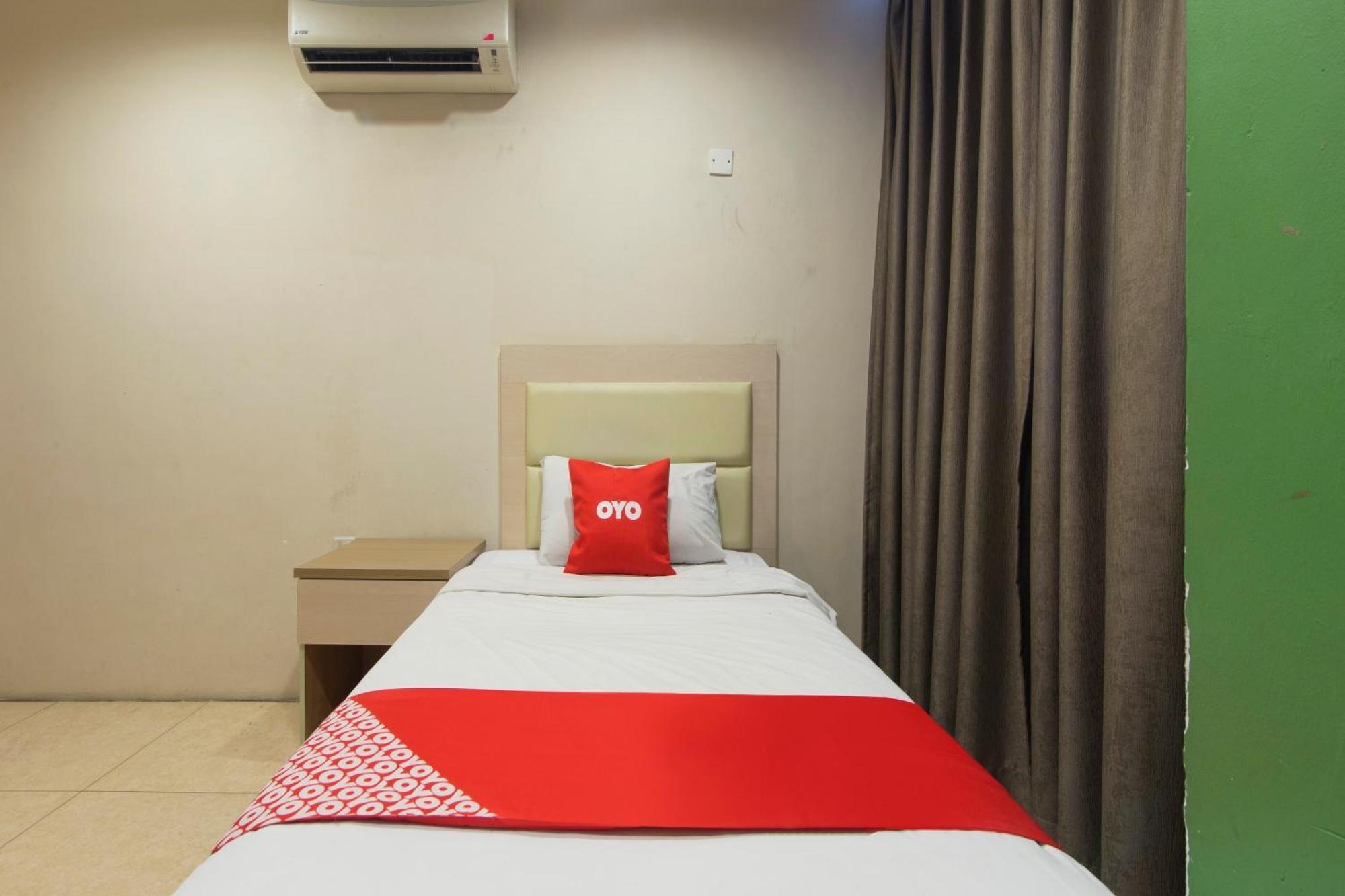 Hotel O Hotel 916 바투케이브 외부 사진