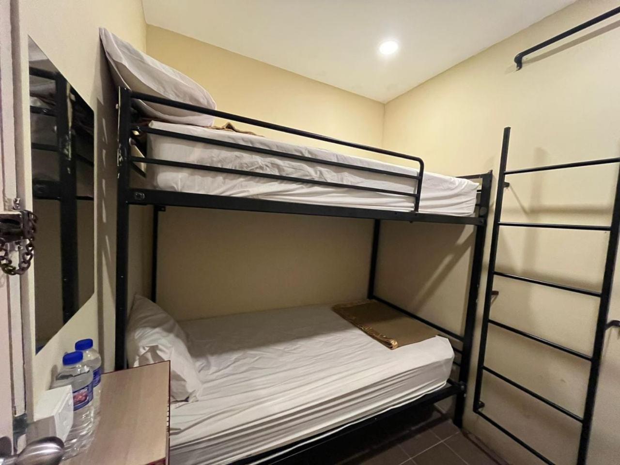 Hotel O Hotel 916 바투케이브 외부 사진