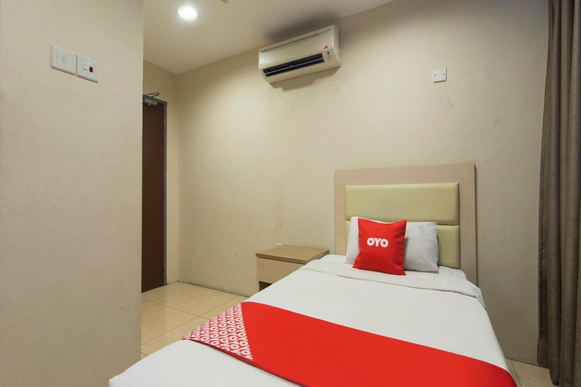 Hotel O Hotel 916 바투케이브 외부 사진